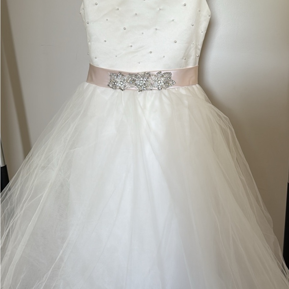 Joan Calabrese White Dress with Embellished Belt
